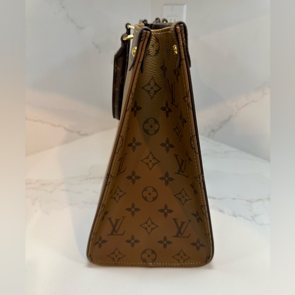 Louis Vuitton On The Go Reverse Monogram - MM - Picture 6 of 13